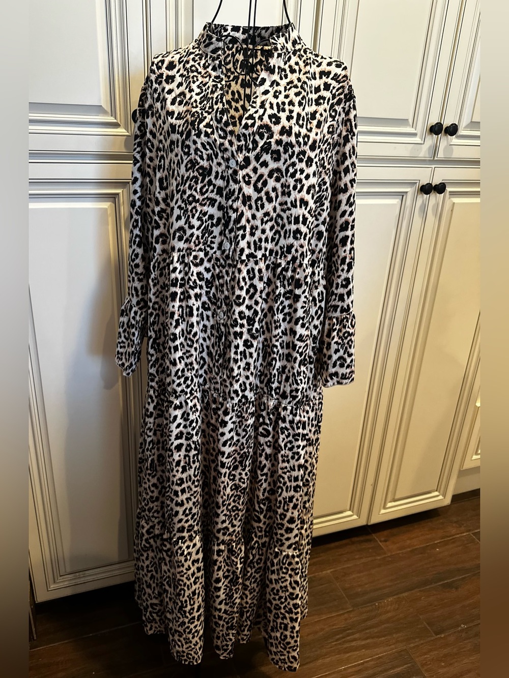 Leopard Print Long Sleeve Tiered Maxi Dress - Black & White